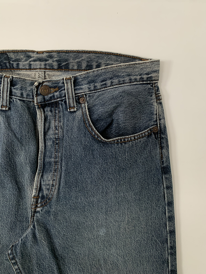Levi's 501 - size 31 (classic straight fit)