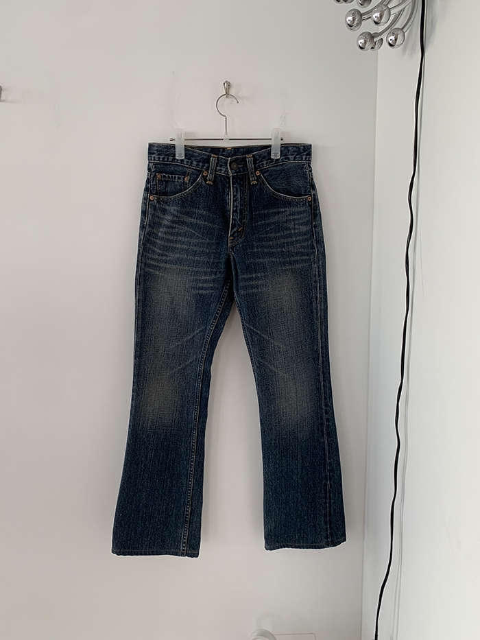 Levi's 517 - size 29 (classic boot cut)