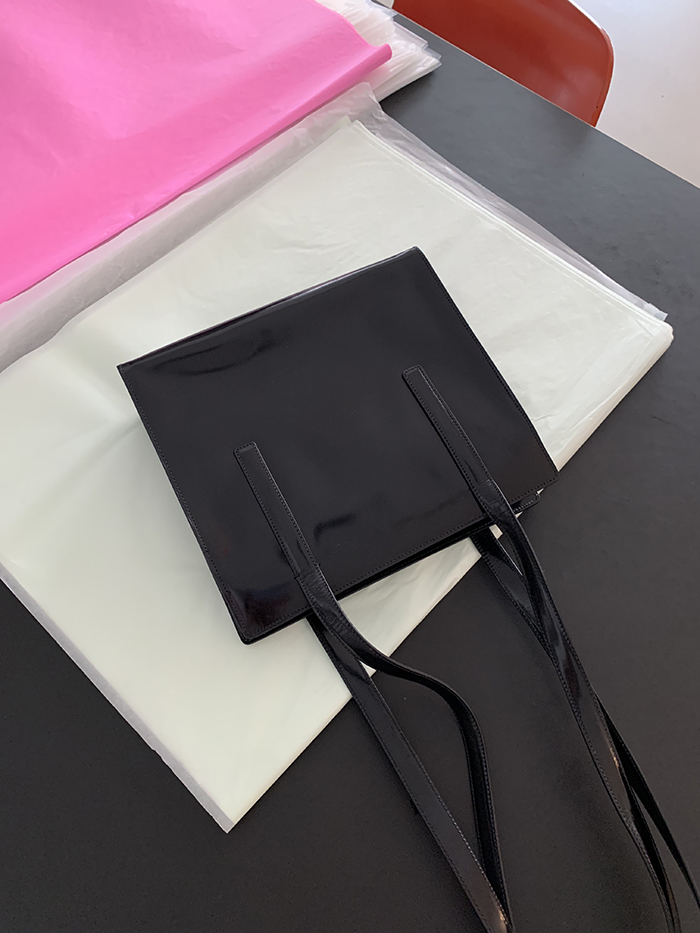 90's "PRADA" Leather Box Tote Bag (rare design) 복제
