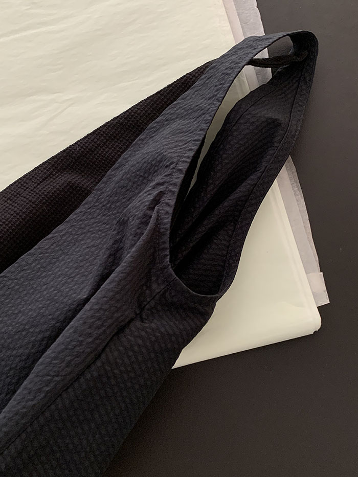 "Deveaux New York" Sleeveless Top