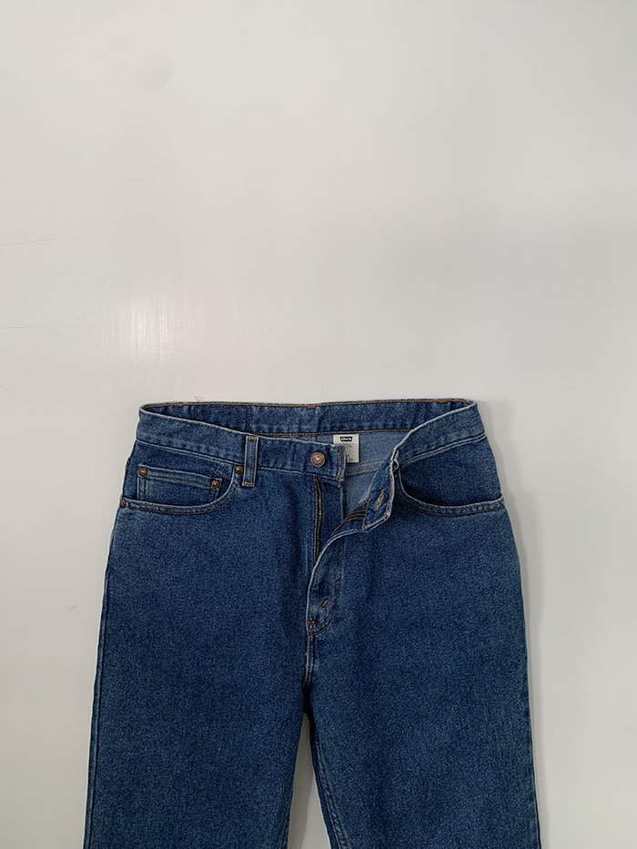 90's Levi's 548 - size 31 (classic relaxed fit) 소민 착샷 추가하기