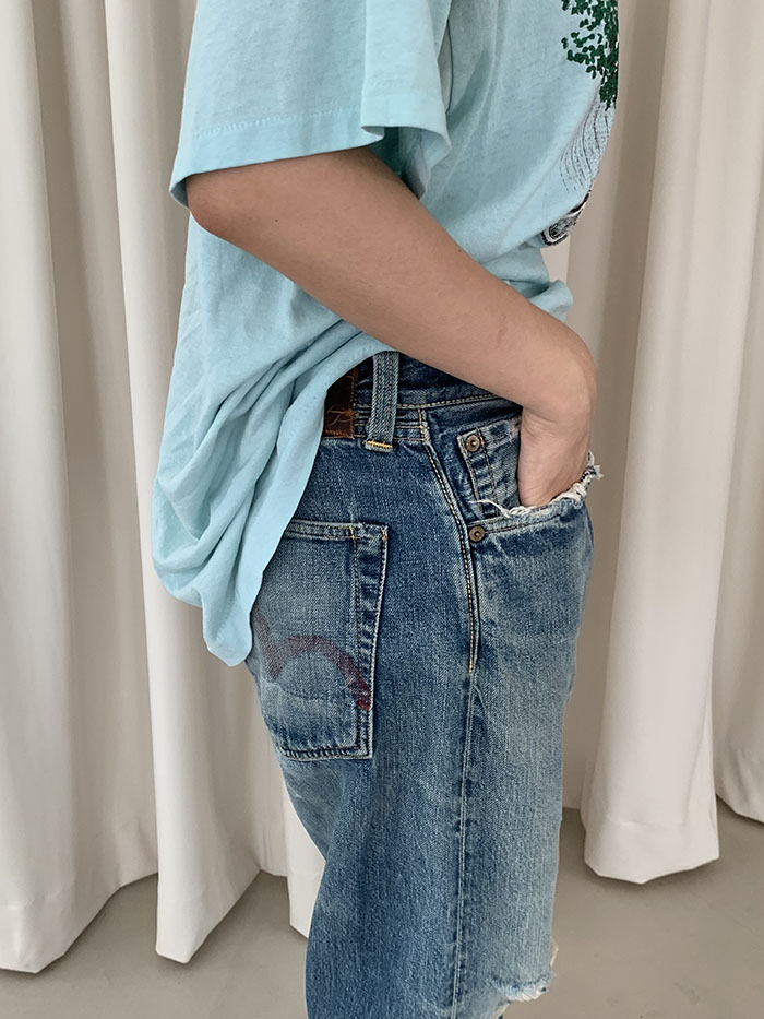 90's Evisu - size 28-29 (classic boot cut) 복제 복제