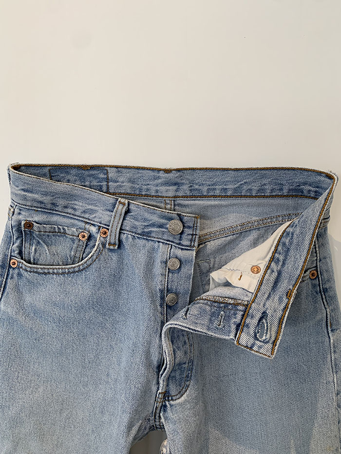 90's Levi's 501 - size 27 (classic straight fit)