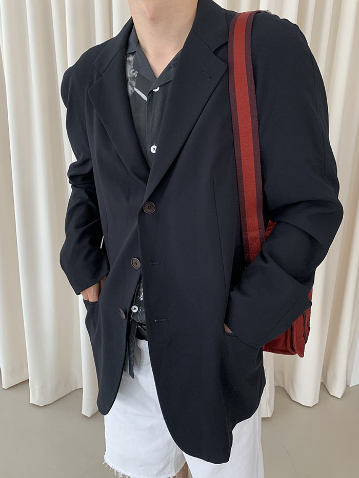 00's "Giorgio Armani" Three buttons Raglan Jacket