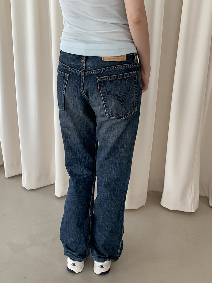 Levi's 517 - size 29 (classic boot cut)