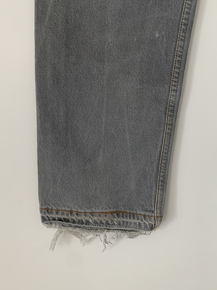 's Levi's 501 - size 33 (classic straight fit)