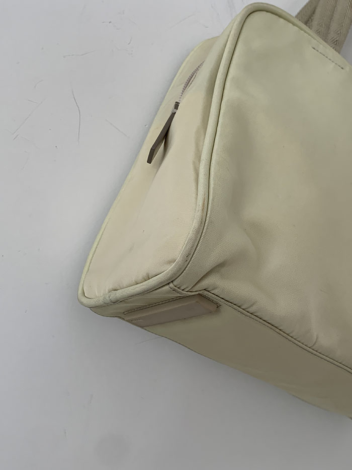 90's "PRADA" nylon Tote Bag ๋ณต์ 