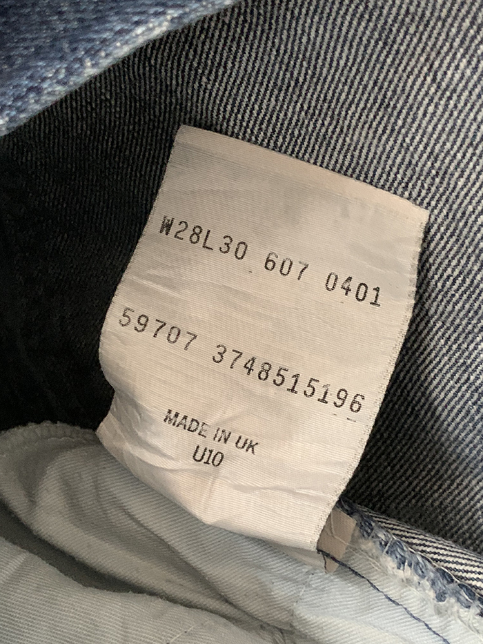 Levi's 607 04 - size 26 (made in UK)