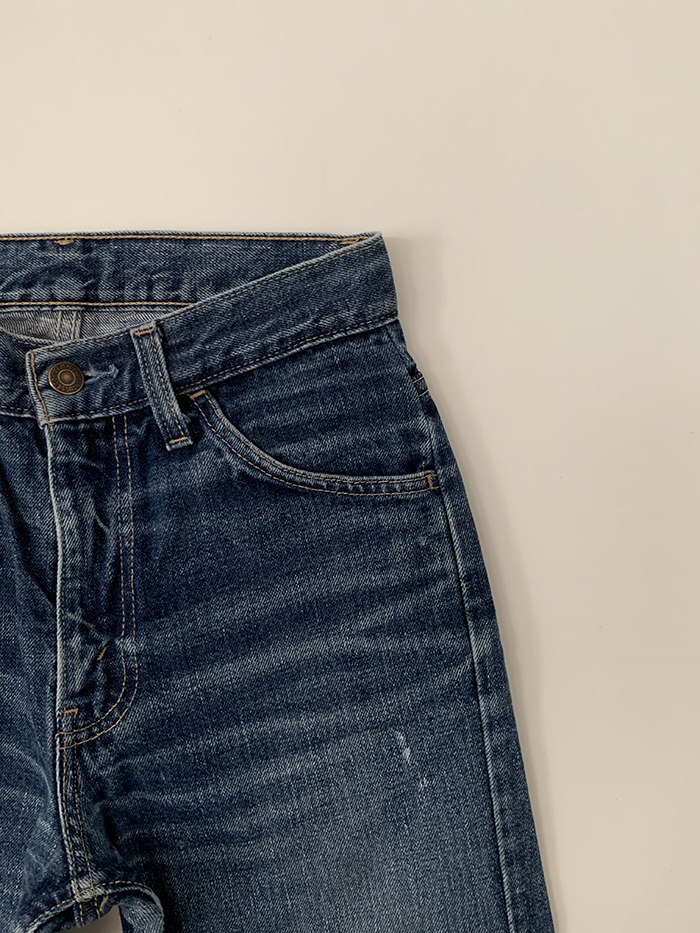 Levi's 607 04 - size 26 (made in UK)