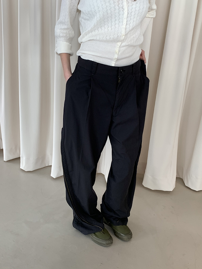 80's "ISSEY MIYAKE" side zip wide Pants (Archive)