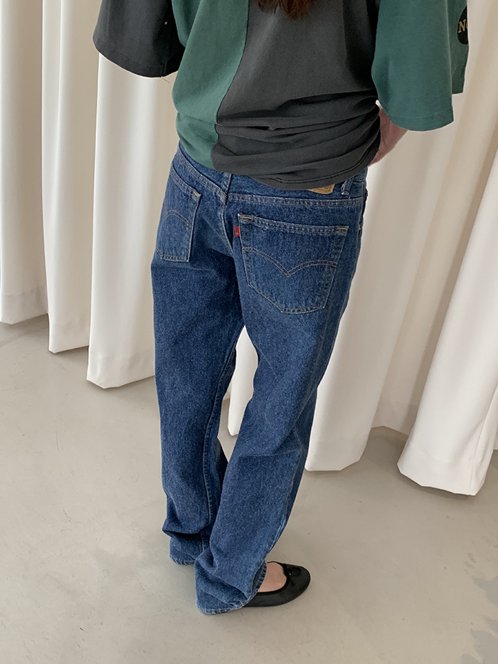 90's Levi's 501 - size 30 (classic straight fit)