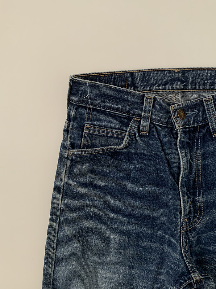 Levi's 607 04 - size 26 (made in UK)