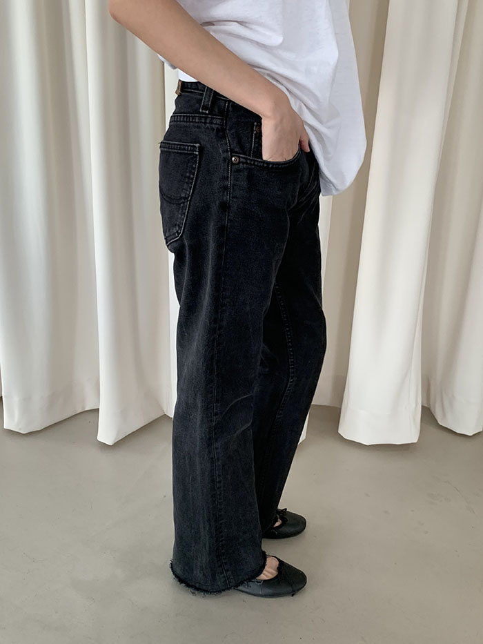 90's LEE - size 28-29 (classic boot cut)