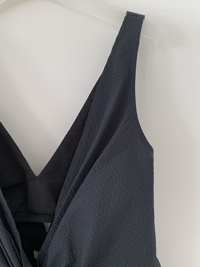 "Deveaux New York" Sleeveless Top