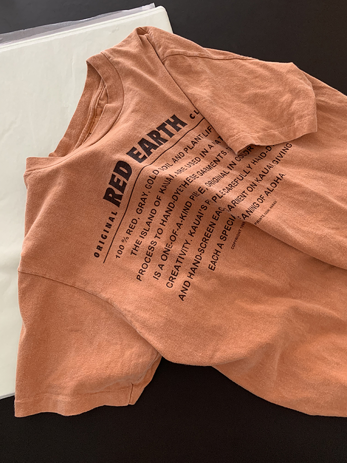 90's "RED EARTH Hawaii" USA T-shirt