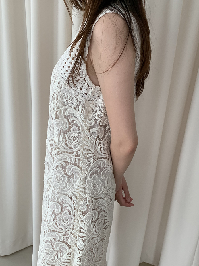 2015's "Prada" Flower Embroidered Dress