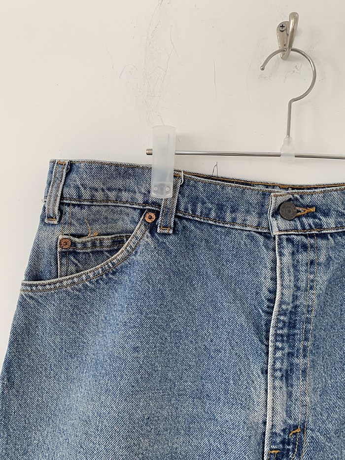 Levi's Short - size 35 (classic straight fit)