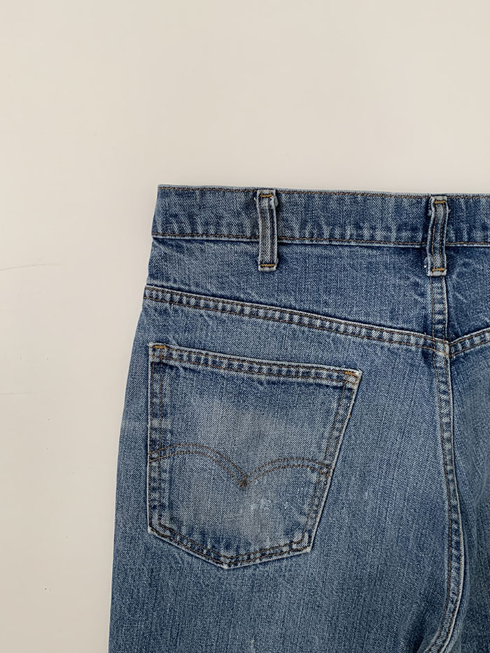 80's Levi's 646-0217 - size 34 (classic boot cut)