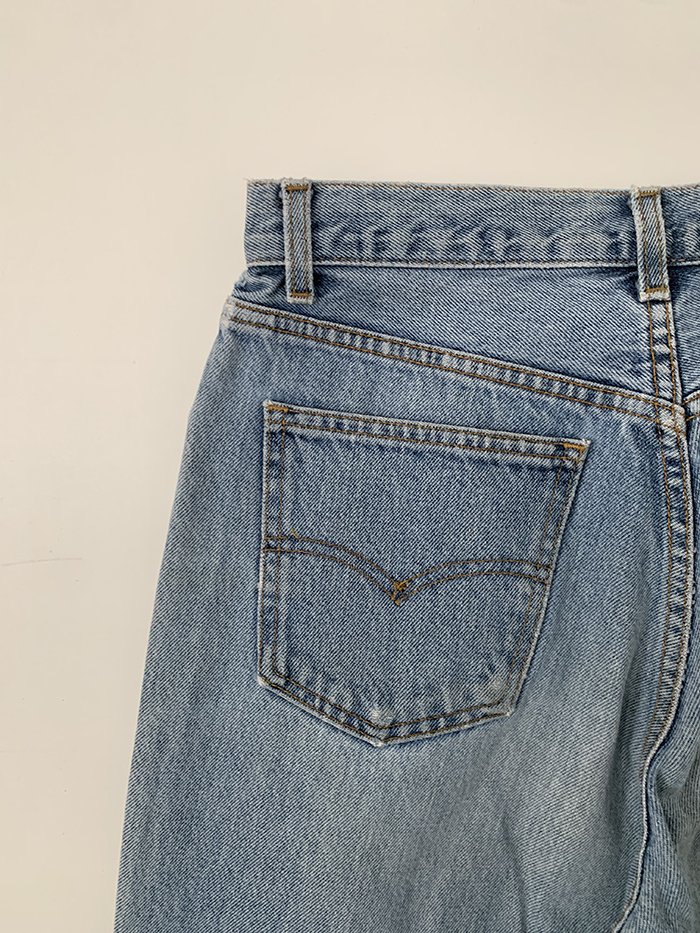 Levi's 617 - size 28-29 (classic loose fit) 복제