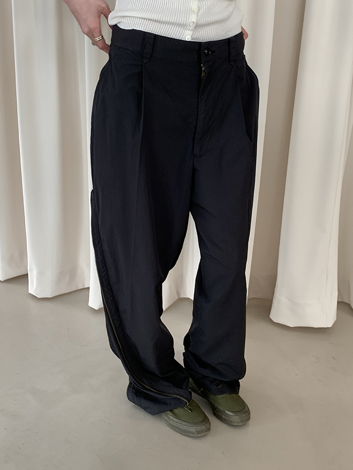 80's "ISSEY MIYAKE" side zip wide Pants (Archive)