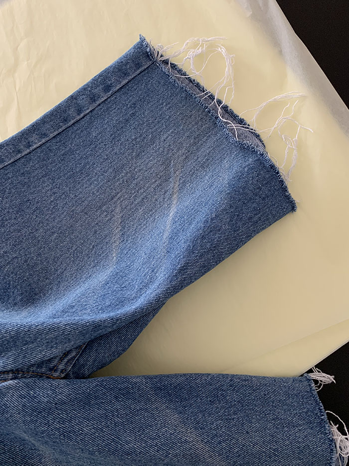 Levi's Short - size 35 (classic straight fit)