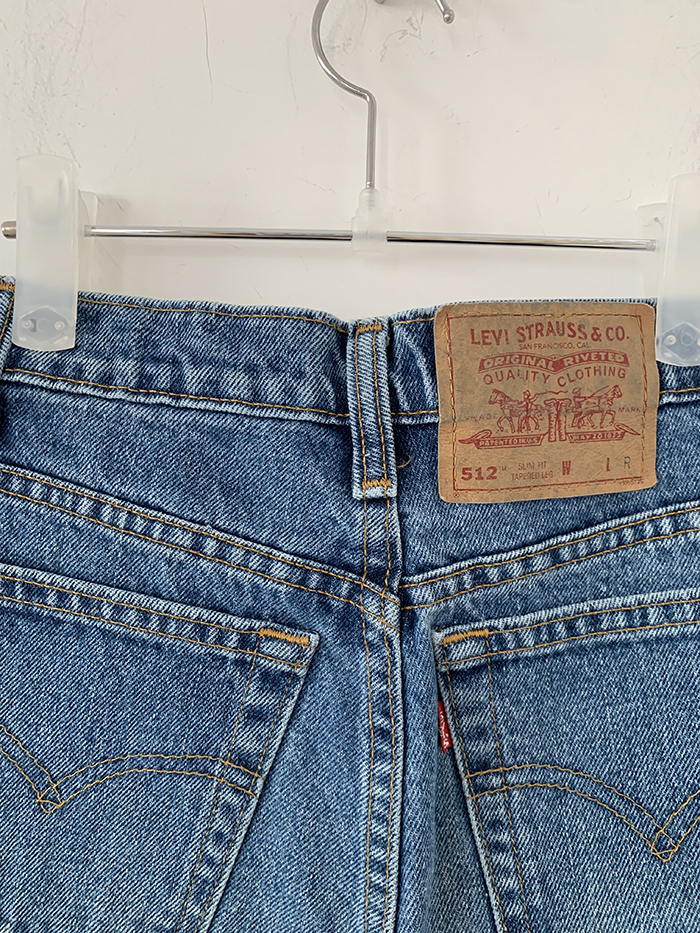 Levi's Short - size 38 (classic straight fit) 복제