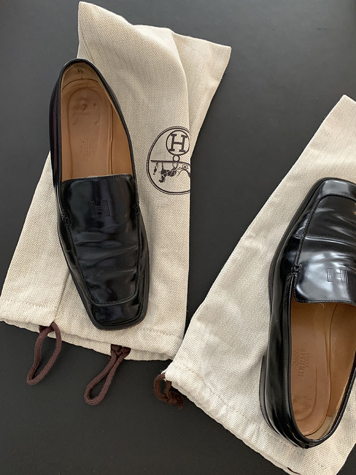 00s "Hermes" Logo Leather Loafer Shoes