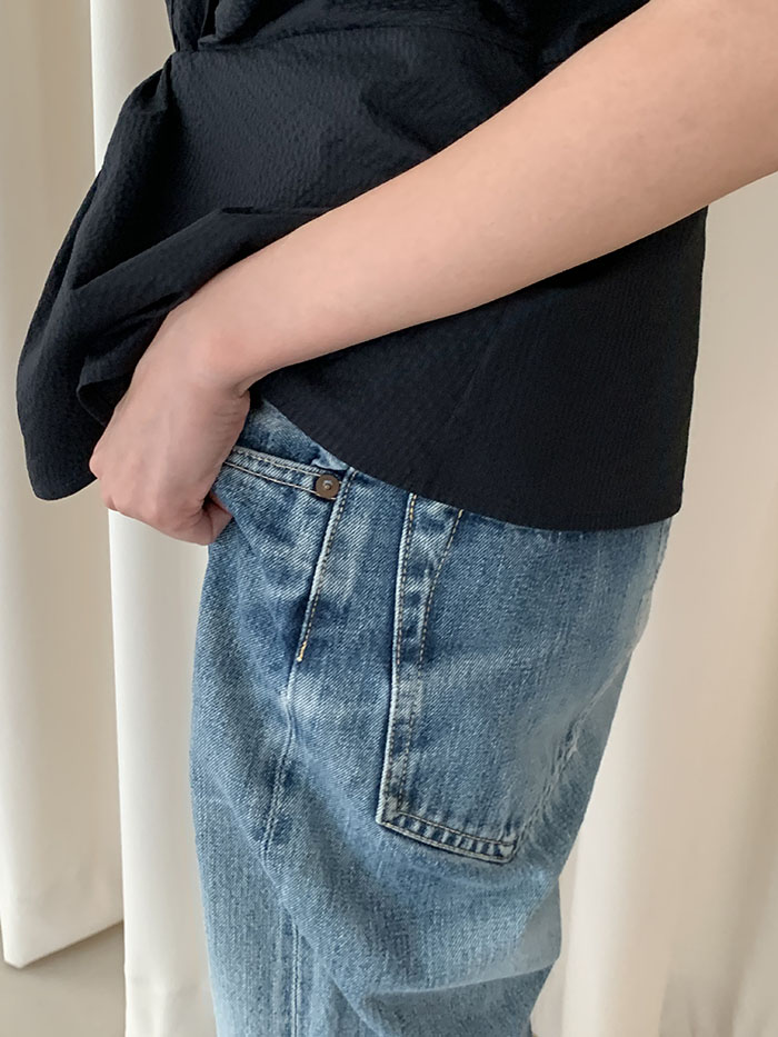 "Deveaux New York" Sleeveless Top