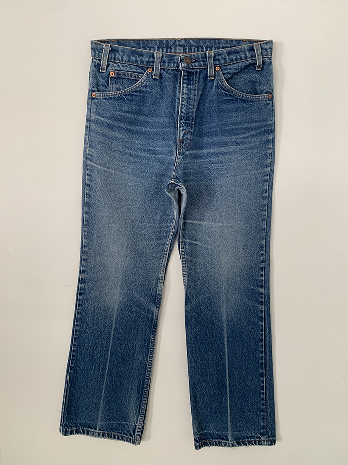 90's Levi's 20517 - size 32 (classic boot cut)