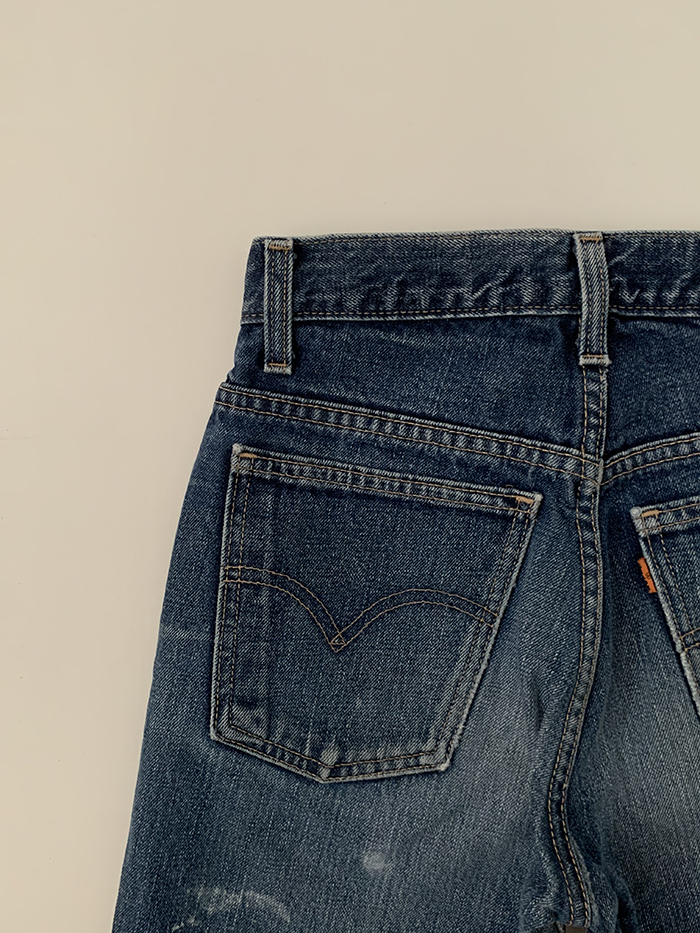 Levi's 607 04 - size 26 (made in UK)