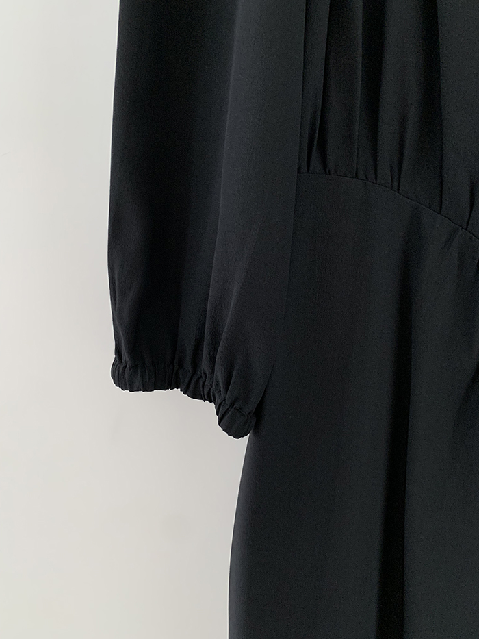 00's "Miu Miu" viscose rayon back button Blouse 복제