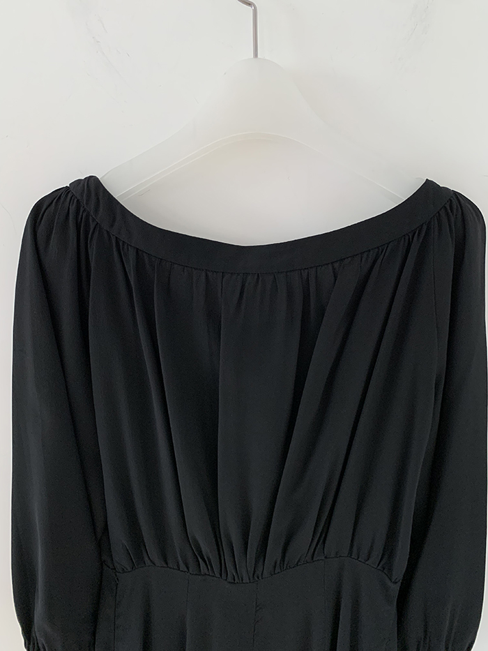 00's "Miu Miu" viscose rayon back button Blouse 복제