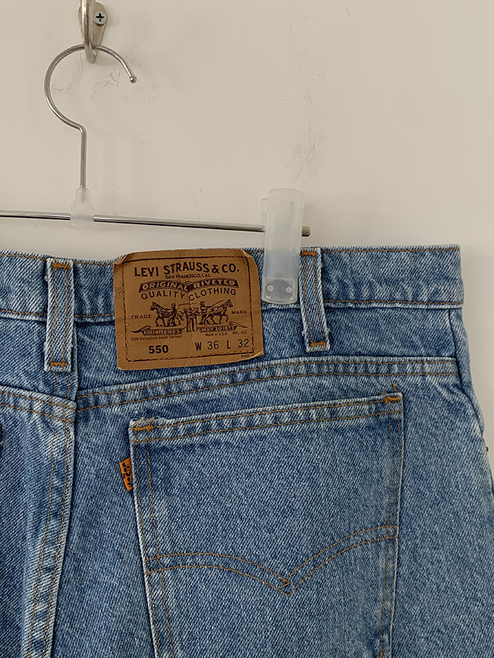 Levi's Short - size 34 (classic straight fit)