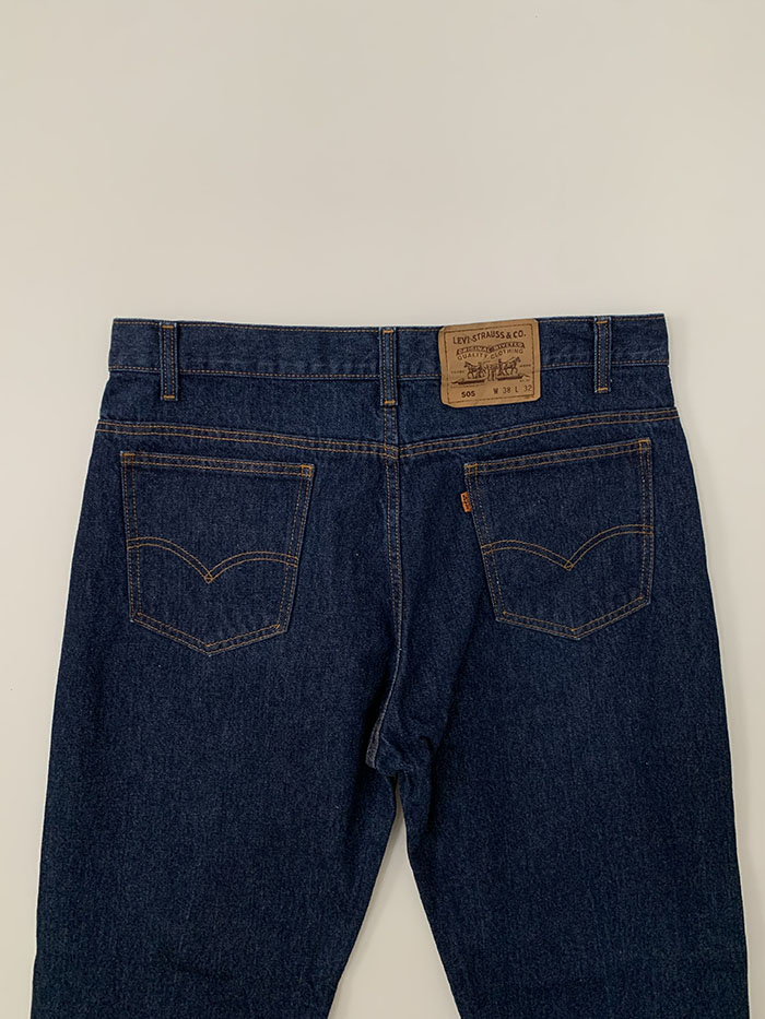 90's Levi's 505 - size 36 (classic straight fit)