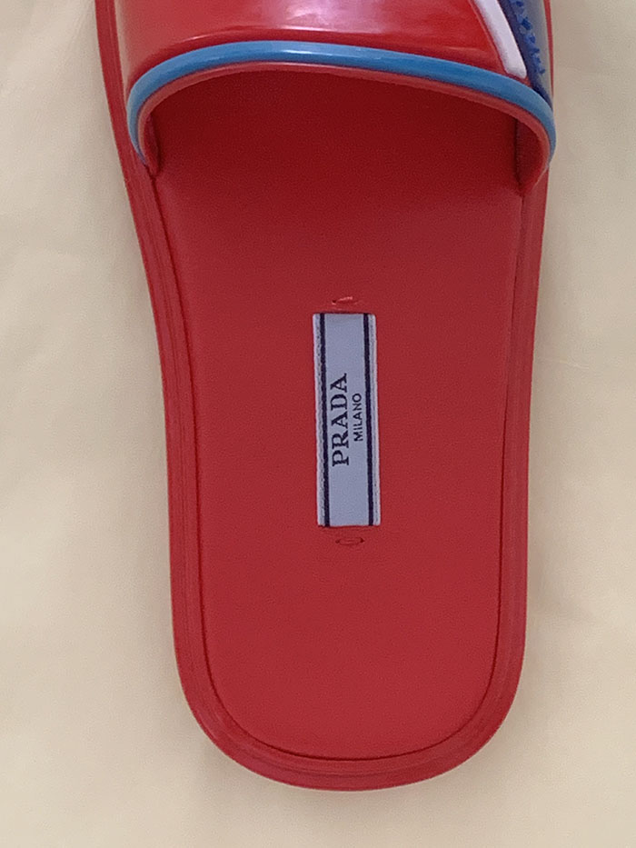00s "Prada" Rubber Slides Mules