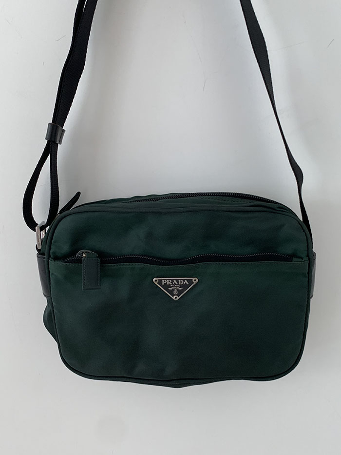 00's "PRADA" renylon Cross Bag 착샷만 추가하기