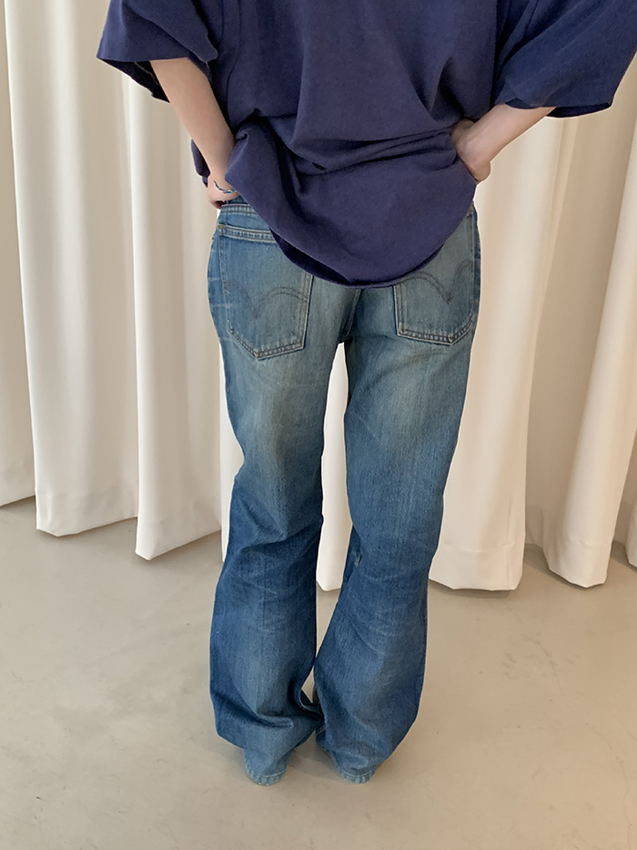 90's Levi's 627-0216 - size 33 (classic regular fit)