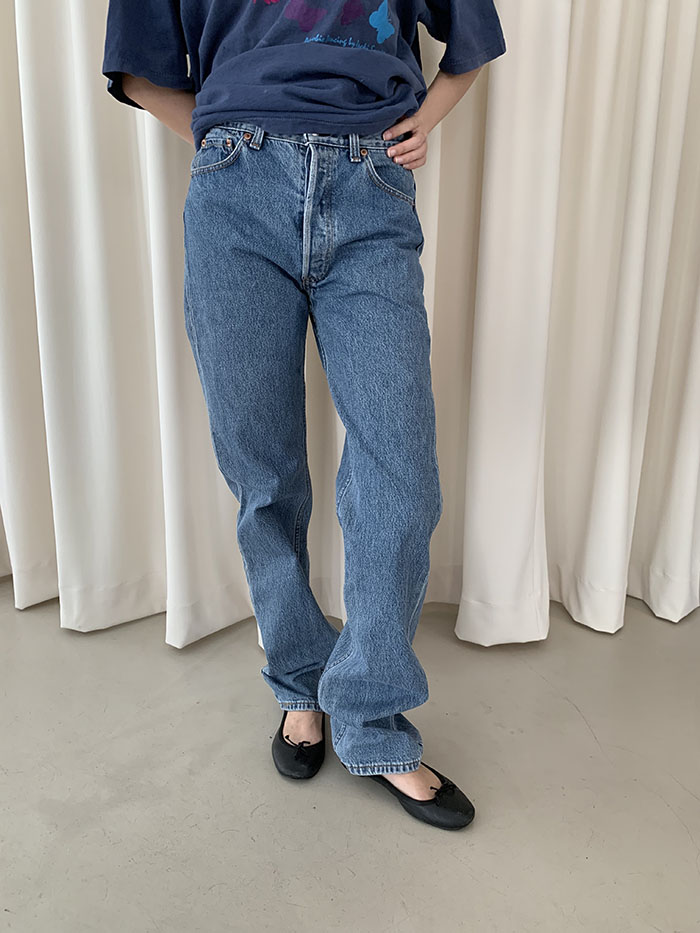90's Levi's 501xx - size 27 (classic straight fit)