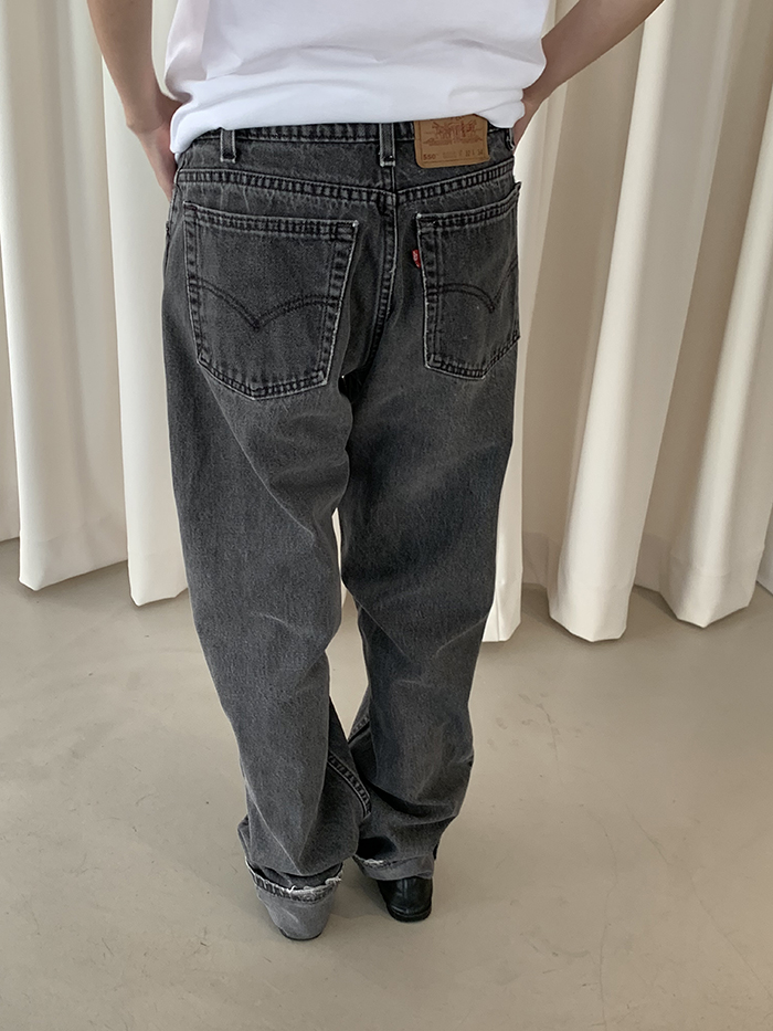 90's Levi's 550 - size 32 (classic relaxed fit) 착샷만 추가해노음 상세 찍어서 올리기