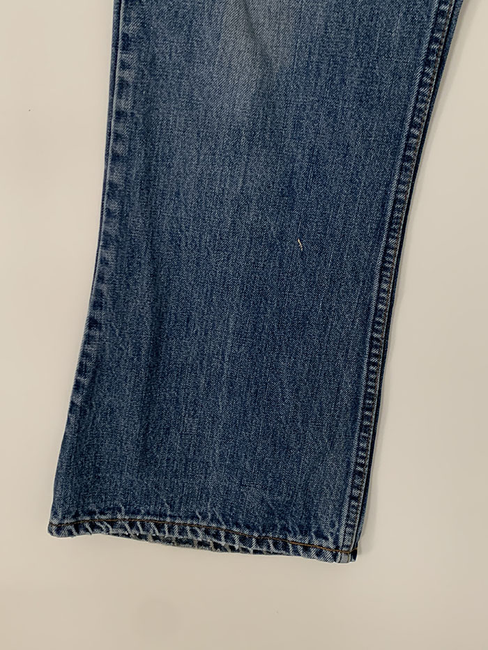 80's Levi's 646-0217 - size 34 (classic boot cut)