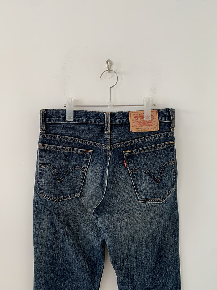Levi's 517 - size 29 (classic boot cut)
