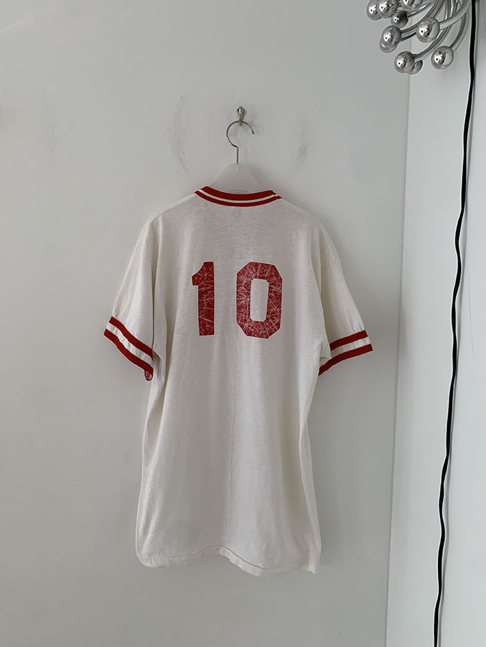 90's "RED EARTH Hawaii" USA T-shirt 복제 복제
