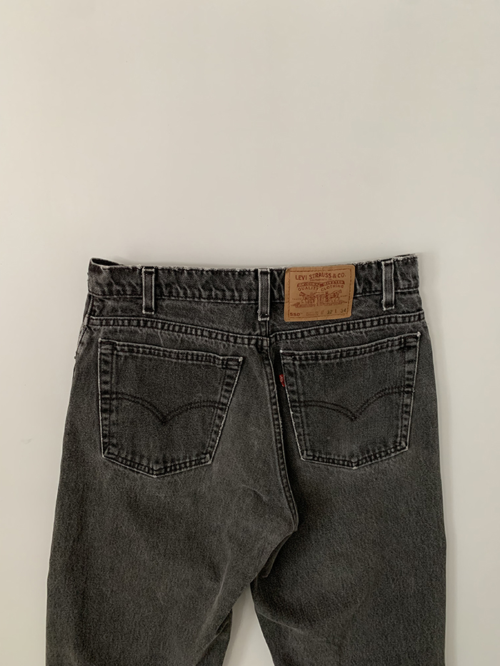 90's Levi's 550 - size 30 (classic relaxed fit) 상세사진 찍어서 올리면됨
