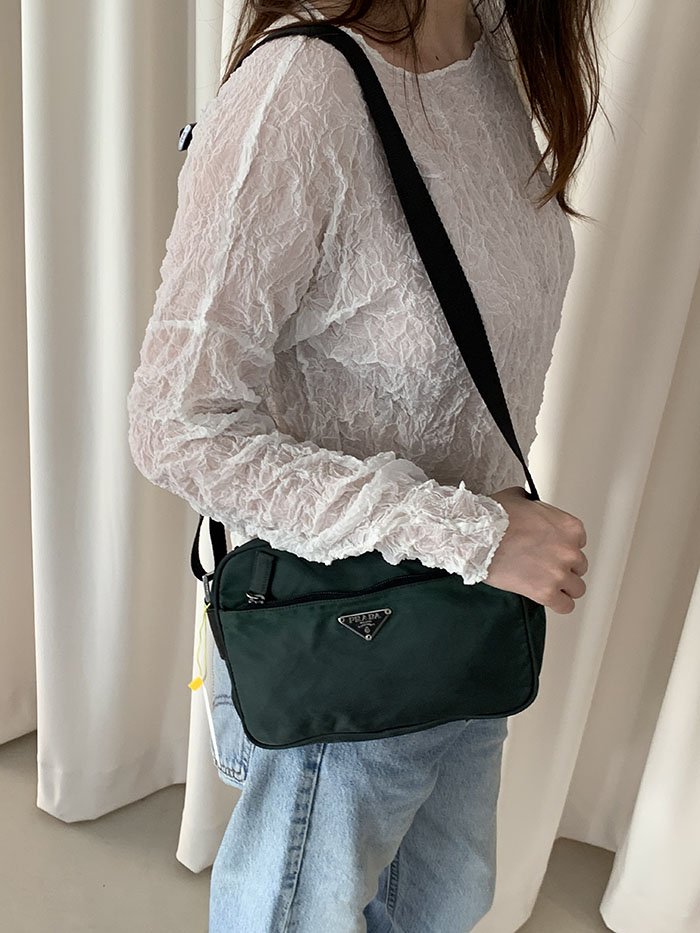 00's "PRADA" renylon Cross Bag