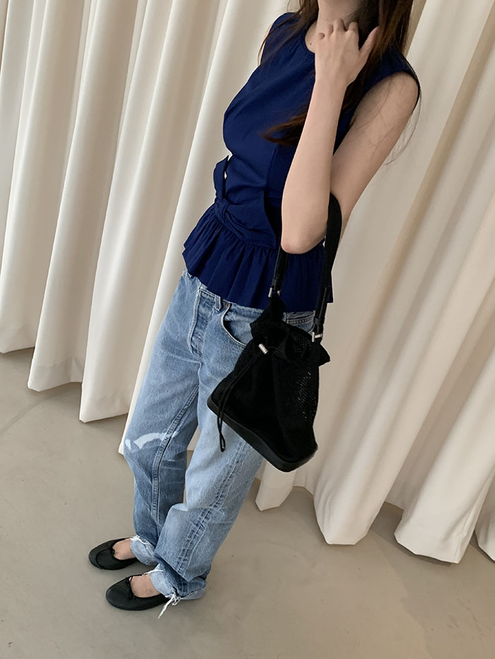 90-00's "PRADA" Net Leather Tote Bag / 제품 사진만 추가해서 올리기