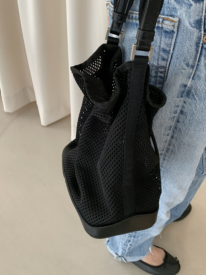 90-00's "PRADA" Net Leather Tote Bag / 제품 사진만 추가해서 올리기