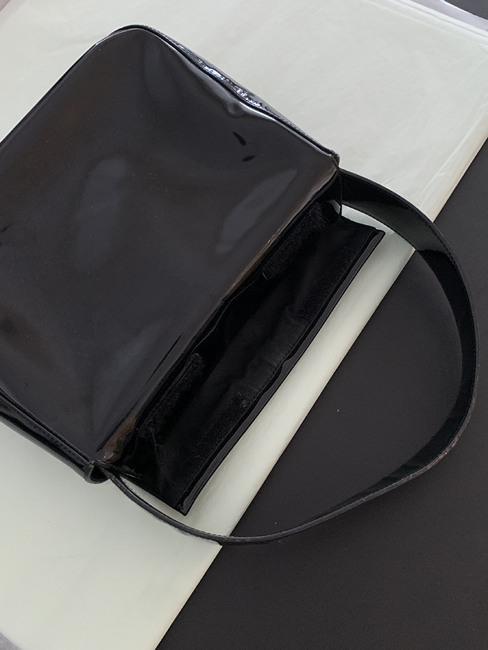 90's - 00's "PRADA" Leather Tote Bag (rare design) 복제