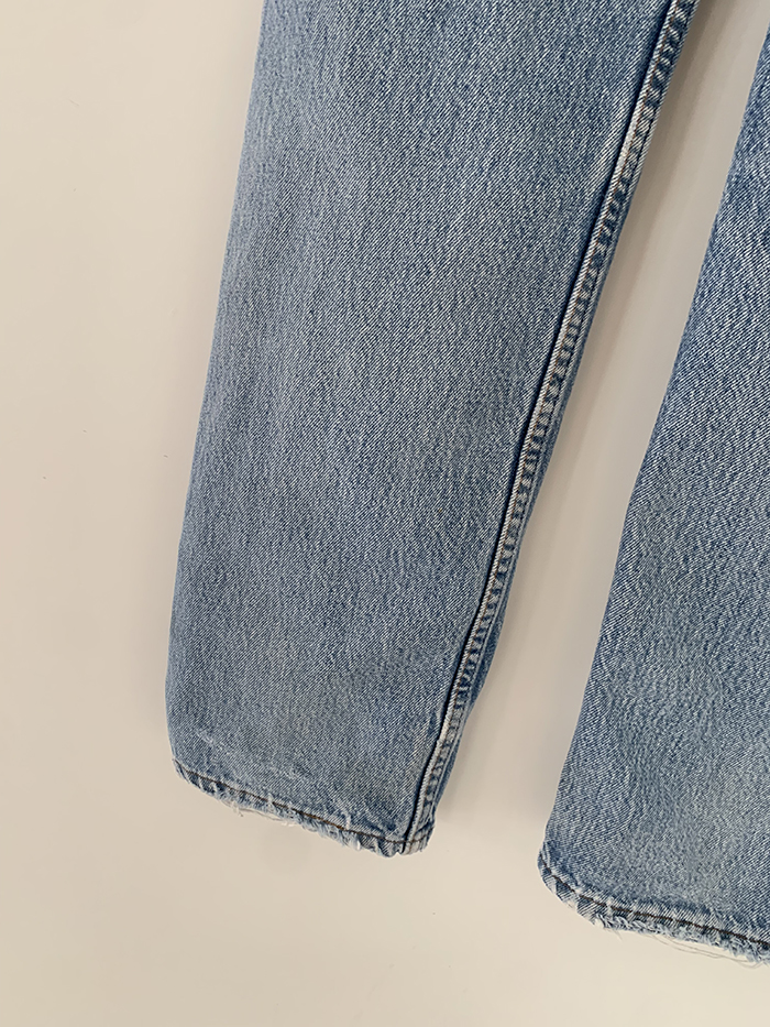 90's Levi's 501 - size 29-30 (classic straight fit)