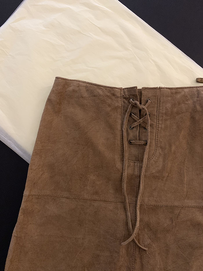 's "Morgan de toi" leather skirt 복제