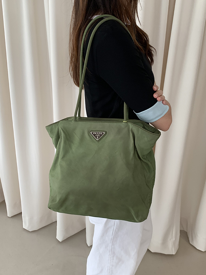 90-00's "PRADA" nylon Tote Bag